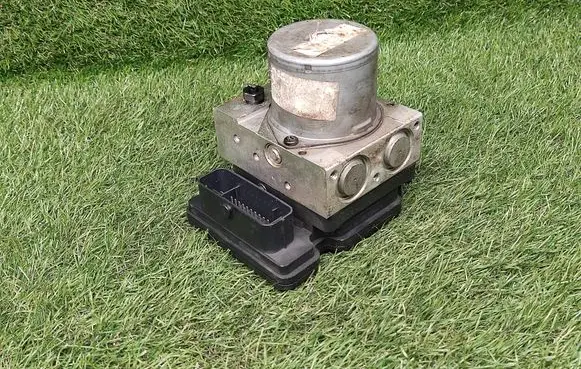 KIA Ceed ABS Pump 58920A2210 A258920500