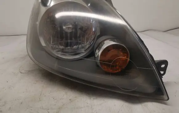 Ford Fiesta Headlight/headlamp 0301224306 19247011B