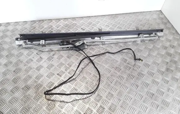 Peugeot 607 Electric rear window sunshade cover 