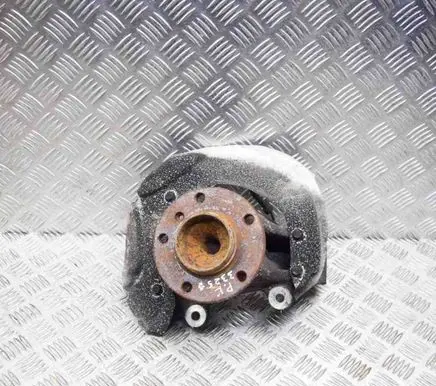 BMW 2 F22 F23 Front wheel hub 6792285