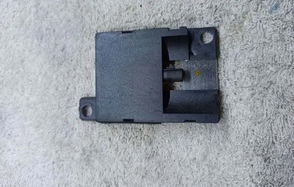 BMW 5 E60 E61 Bluetooth antenna 8450692846101