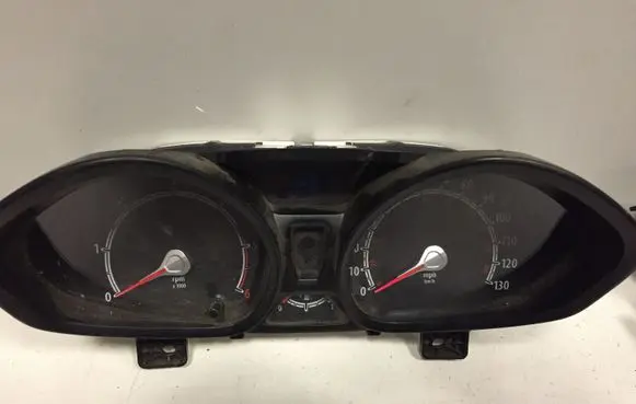 Ford Fiesta Speedometer (instrument cluster) 8A6T10849