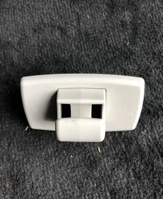Mercedes-Benz E W213 Sun visor clip/hook/bracket A1668100012