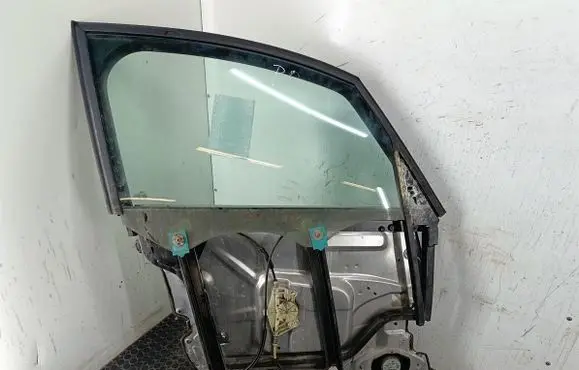 Audi A2 Front door window regulator with motor 8Z1959802