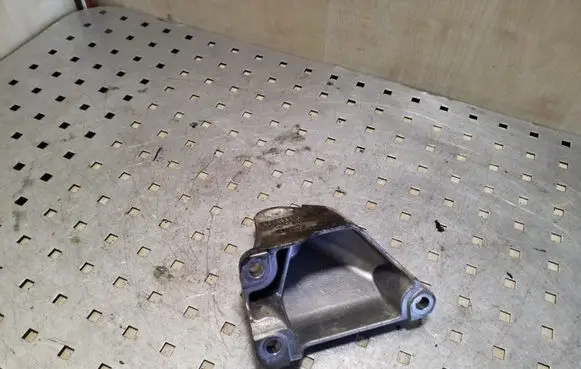Volkswagen Phaeton Gearbox mounting bracket 3D0399114AC