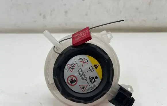 Cupra Leon Coolant expansion tank/reservoir 5Q0121407Q 5Q0121809A