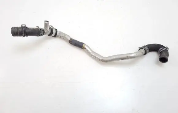 Coolant pipe/hose