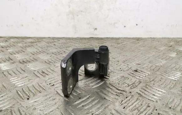 Rear door upper hinge