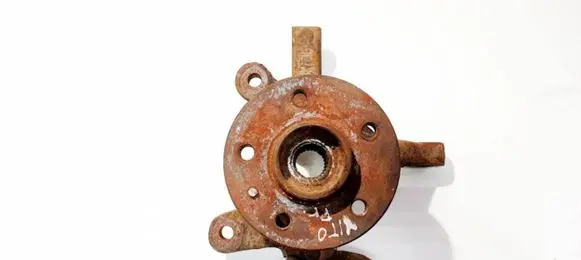 Mercedes-Benz Vito Viano W638 Front wheel hub