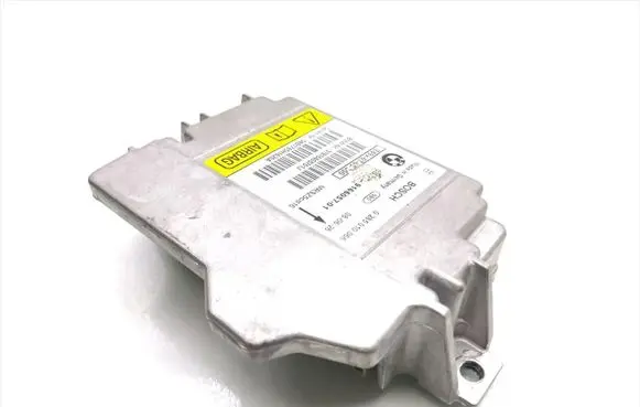 BMW 1 E81 E87 Airbag control unit/module 9166057 0285010066