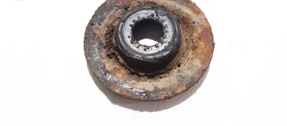 Volkswagen Golf IV Coil spring mount 