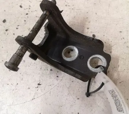 Peugeot 508 Rear door lower hinge