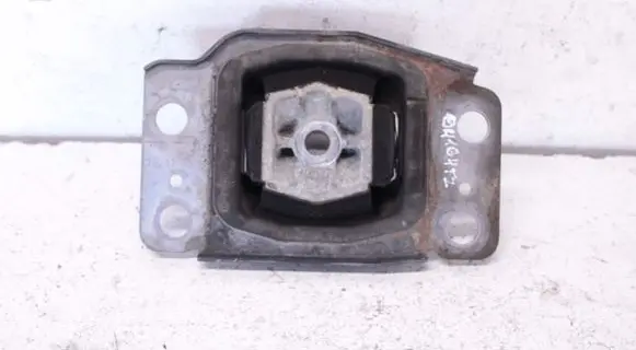Volvo V70 Gearbox mount 7G917M121BA 30680699 BG917M121AA