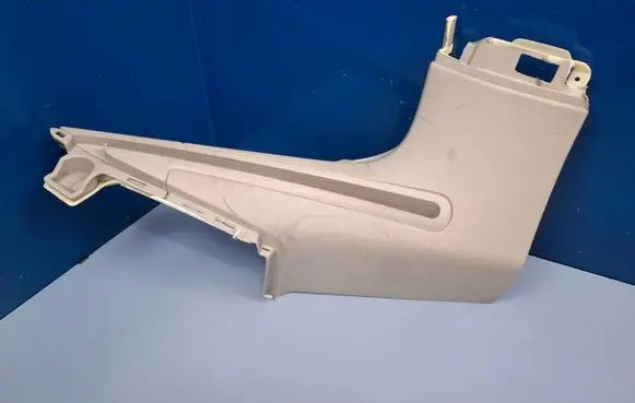 Audi A6 S6 C8 4K (D)pillar trim (top) 4K9867245F