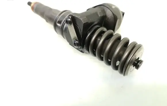 Volkswagen Golf I Fuel injector 038130073BA 0414720216