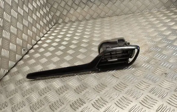 Dashboard side air vent grill/cover trim