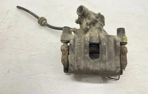 Ford Focus C-MAX Rear brake caliper