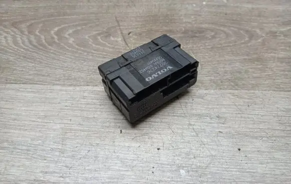 Volvo S80 Seat heating relay 211636 30774276