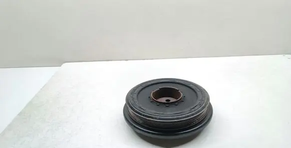 BMW 3 E90 E91 Crankshaft pulley