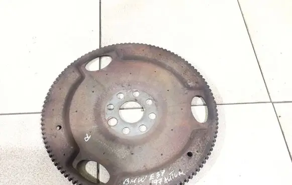 BMW 5 E39 Flywheel 1717383