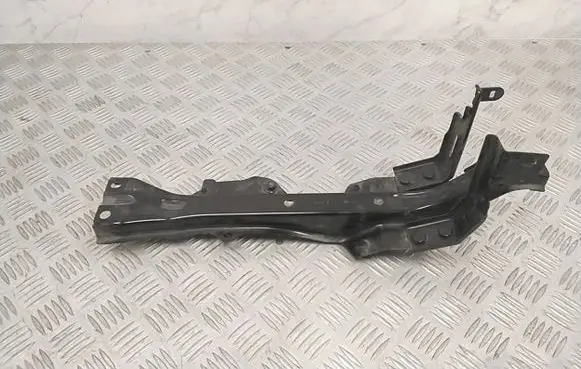 Nissan Leaf I (ZE0) Radiator support slam panel bracket 625E2