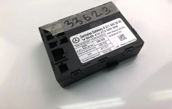 Mercedes-Benz E W211 Other control units/modules A2115402945