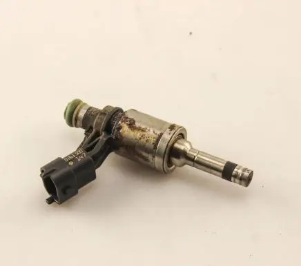 Ford Kuga II Fuel injector 0261500147