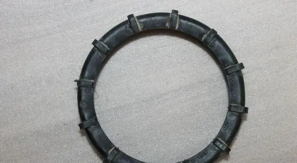 Audi A4 S4 B7 8E 8H In tank fuel pump screw locking ring/nut 321201375A
