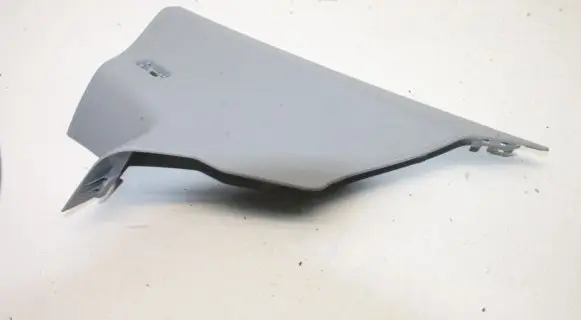 BMW 1 E82 E88 (B) pillar trim (top) 2996106