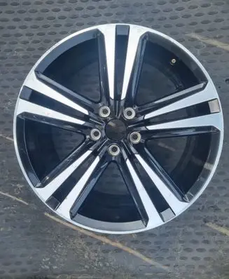 Seat Leon (5F) R19 alloy rim 5F0