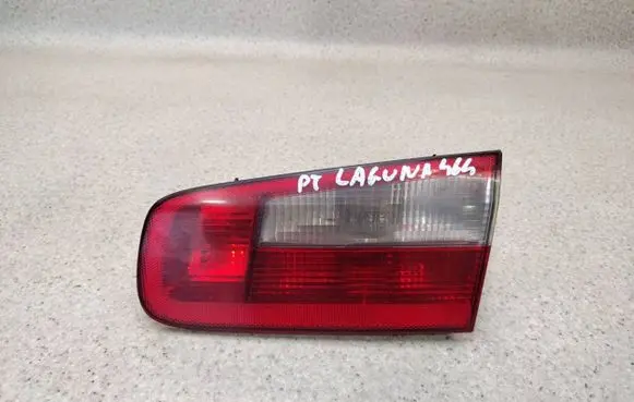 Renault Laguna II Rear/tail lights 8200002476