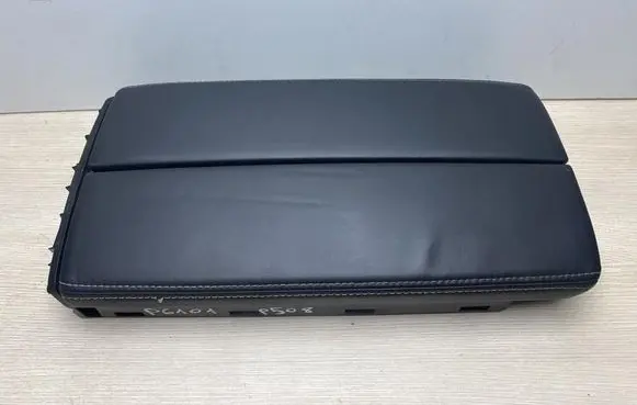Peugeot 508 II Armrest 9810060277