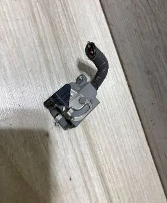 Toyota Hilux VIII Fuel injector wires 