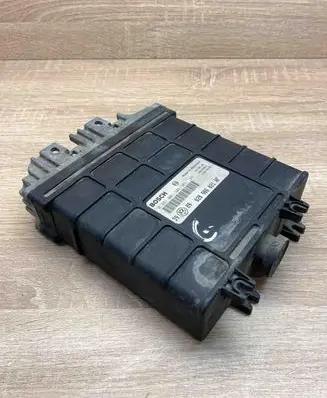 Volkswagen Golf III Engine control unit/module ECU 028906021AF 0281001308 3989