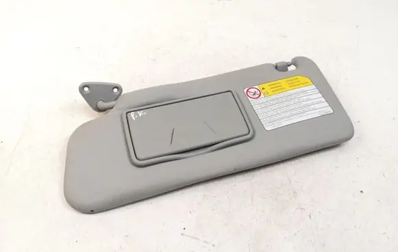 Mitsubishi Outlander Sun visor