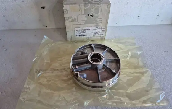 Mercedes-Benz E W211 Other gearbox part A1402720632 52108182AA