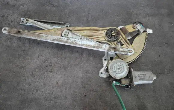 Front door window regulator with motor