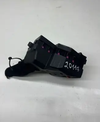 Porsche Cayenne (9PA) Fuse module 7L0941828 7L0941824