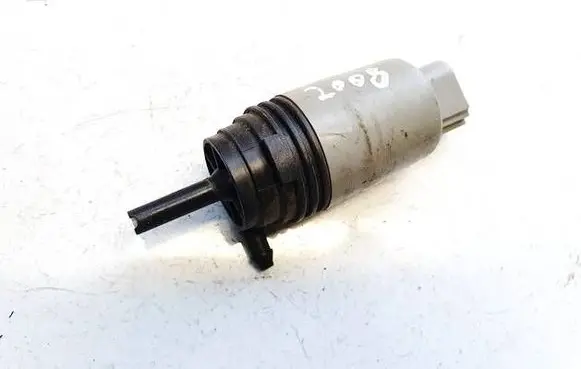 BMW 5 E60 E61 Windscreen/windshield washer pump 67126934159 23557610