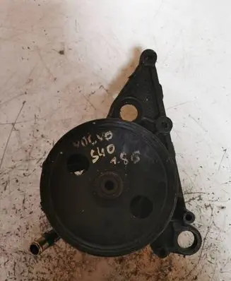 Volvo S40, V40 Power steering pump