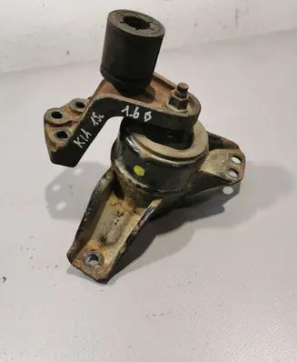 KIA Sportage Engine mount bracket