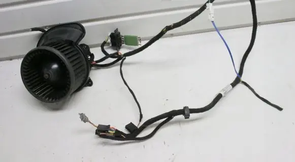 Opel Adam Heater fan/blower 13335074