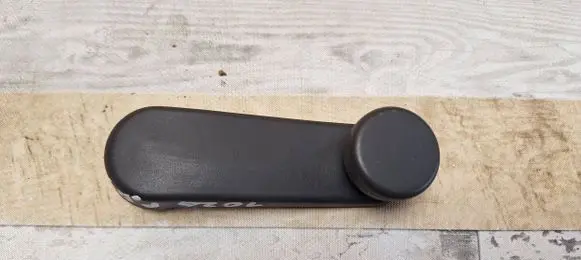 Chevrolet Aveo Front door window winding handle 96301568