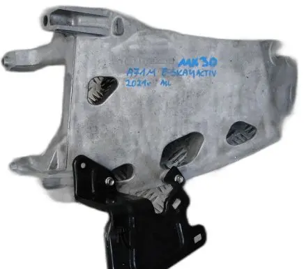 Mazda MX-30 Engine mount bracket