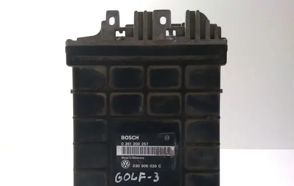 Volkswagen Golf III Engine control unit/module 0261200257 030906026C