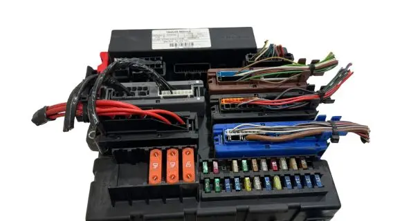 Opel Signum Fuse module 13189928 00046597 519044507