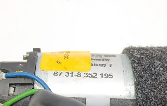 BMW 5 E39 Seat adjustment motor 8352195