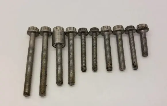 Audi A4 S4 B8 8K Nuts/bolts 