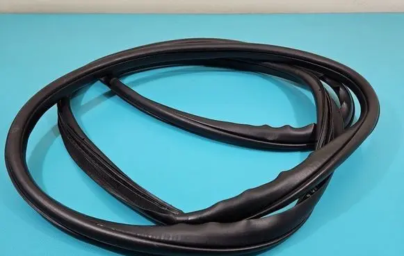 SsangYong Rexton I Front door rubber seal IMPRK1482709
