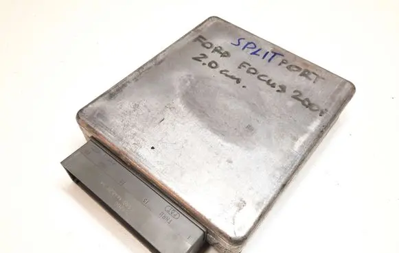 Ford Focus Engine control unit/module 3S4A12A650FD